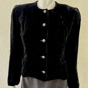 Vintage Jacket Black Velvet Blazer Cropped Top Boho Cottagecore Goth Size M